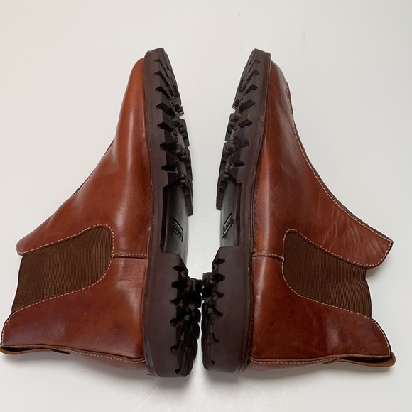 COLE HAAN Vintage Classic Brown Leather Boots - Picture 5 of 7